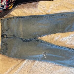 J Crew relaxed boyfriend women’s jeans, distressed. Size 32